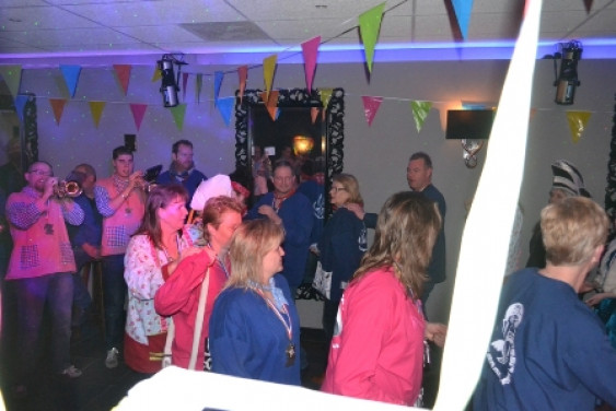 020040314slotbal13_14.jpg