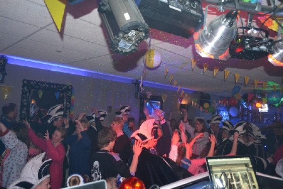 025040314slotbal13_14.jpg