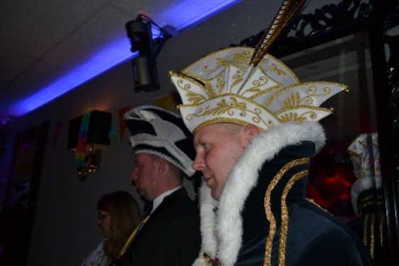 038040314slotbal13_14.jpg
