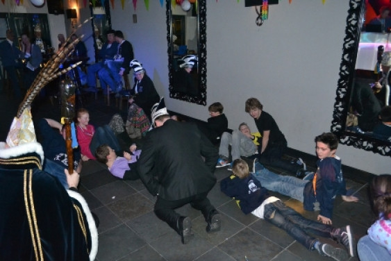 080040314slotbal13_14.jpg