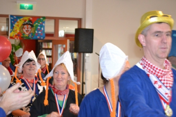 09040314seniorenboerenbruiloft13_14.jpg