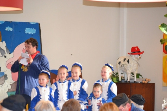 46040314seniorenboerenbruiloft13_14.jpg