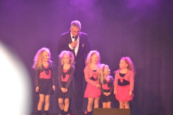 07120114dansmariekefest13_14.jpg