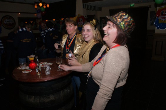 17060315zaanzotters14_15.jpg