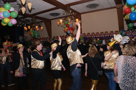22060315zaanzotters14_15.jpg
