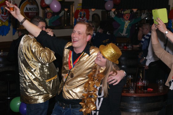 62060315zaanzotters14_15.jpg