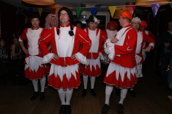 048070215carnaval14_15.jpg