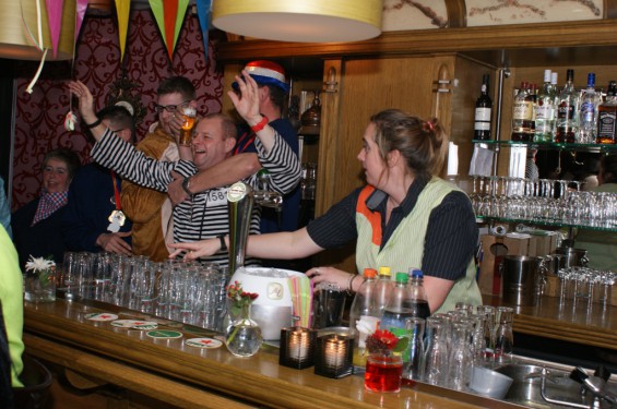 085070215carnaval14_15.jpg