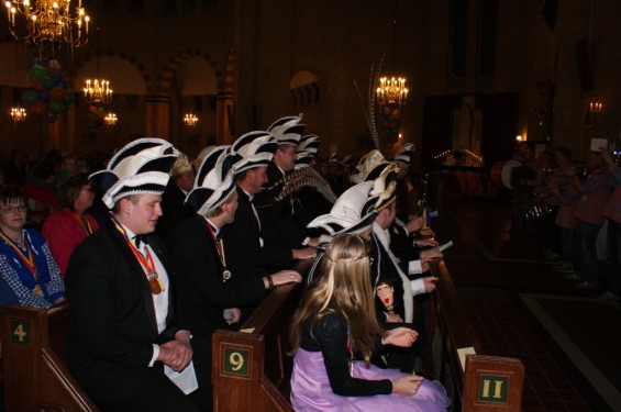 30070215kerkdienst14_15.jpg