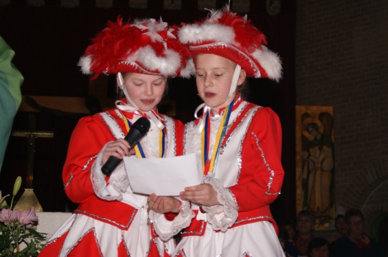 33070215kerkdienst14_15.jpg