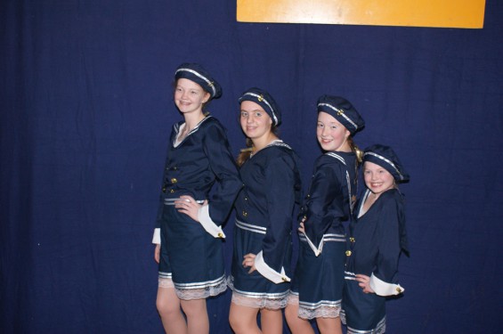 61110115dansmariekefest14_15.jpg