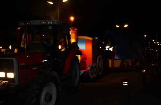 002130215sleuteloverdracht14_15.jpg