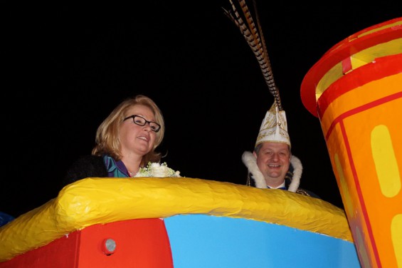 021130215sleuteloverdracht14_15.jpg