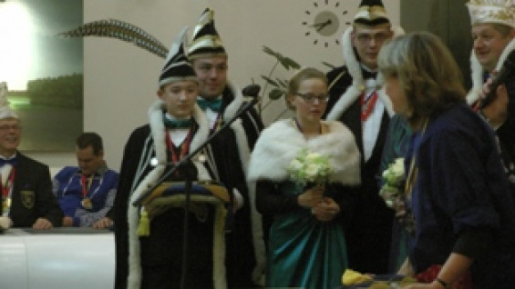 051130215gemeentehuissleutel14_15.jpg