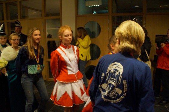 061130215sleuteloverdracht14_15.jpg