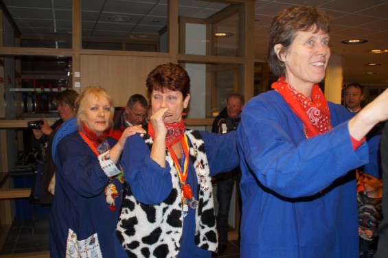 068130215sleuteloverdracht14_15.jpg