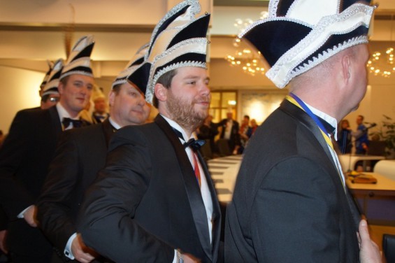 071130215sleuteloverdracht14_15.jpg
