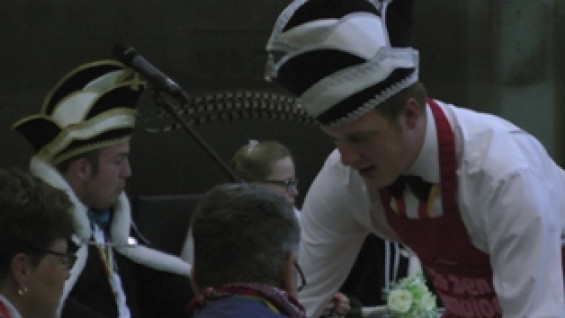 081130215gemeentehuissleutel14_15.jpg