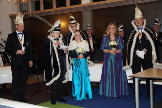 090130215sleuteloverdracht14_15.jpg