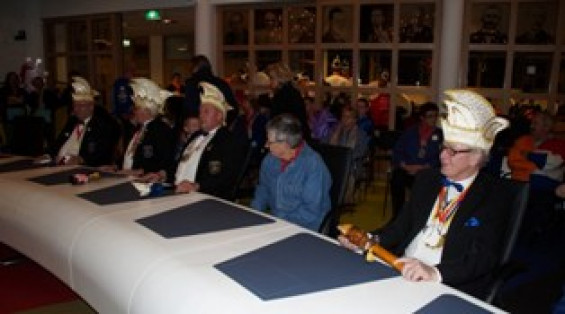 108130215sleuteloverdracht14_15.jpg