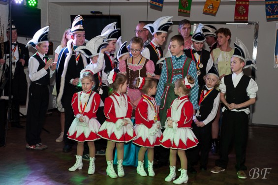 39170215slotbal14_15.jpg