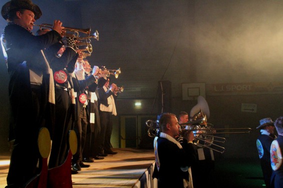 012230115prinsenbal14_15.jpg