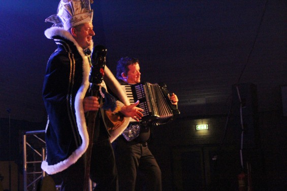030230115prinsenbal14_15.jpg