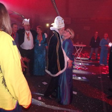 211230115prinsenbal14_15.jpg