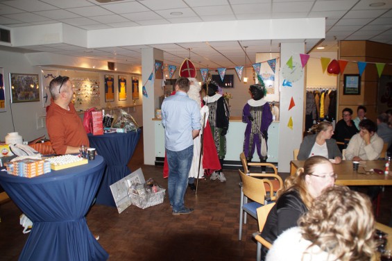 1291114sintbingoavond14_15.jpg