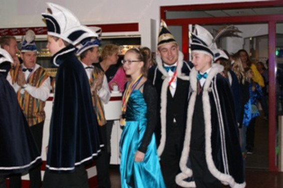 19300115jeugdplasduikers14_15.jpg