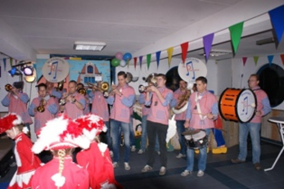 081114bekendmaking14_156.jpg