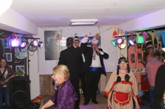 081114bekendmaking14_1585.jpg