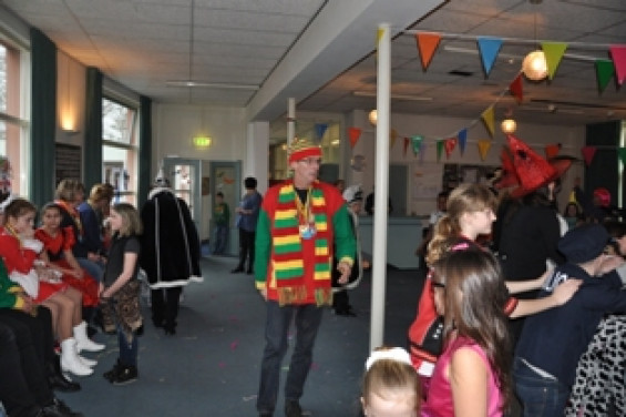 0502scholenbezoek110.jpg