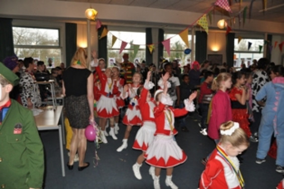 0502scholenbezoek95.jpg