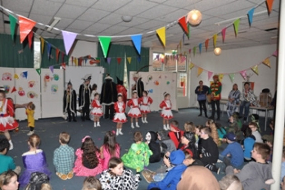 0502scholenbezoek99.jpg