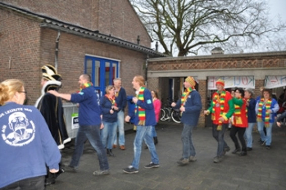 0502scholenbezoek10.jpg