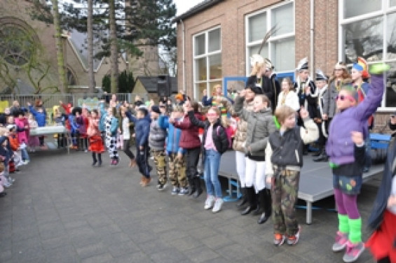 0502scholenbezoek45.jpg