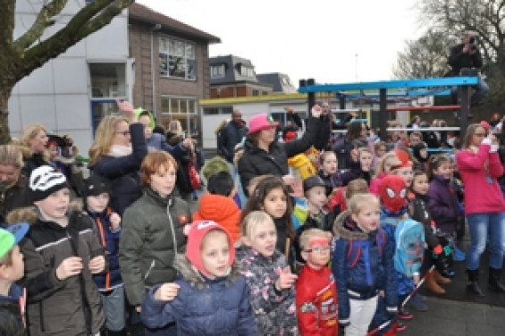 0502scholenbezoek49.jpg