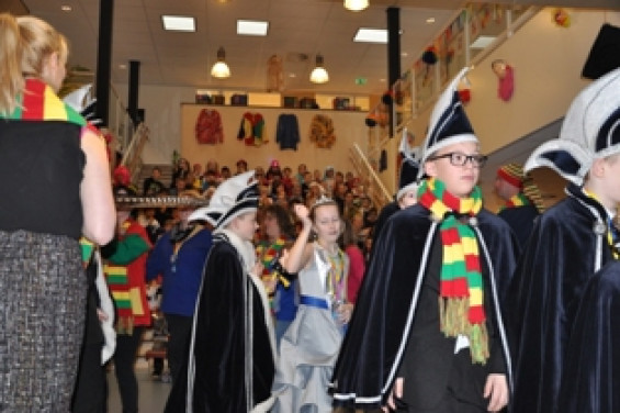 0502scholenbezoek124.jpg