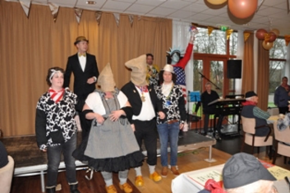 0380902dag.jpg