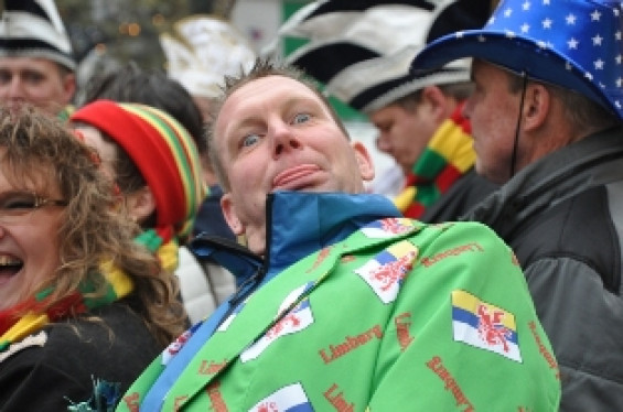 054_1111vasteloafend16.jpg