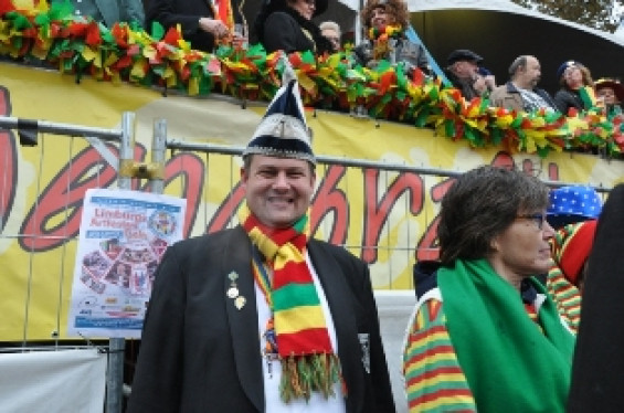 062_1111vasteloafend16.jpg