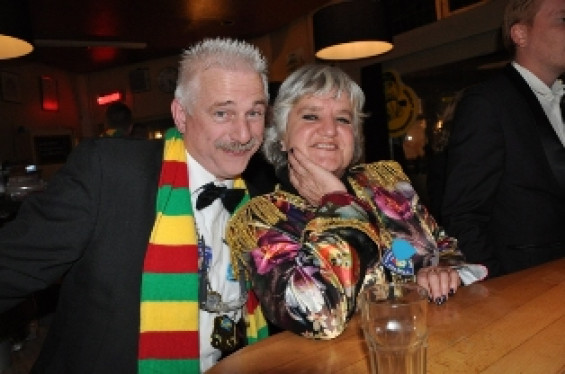 135_1111vasteloafend16.jpg