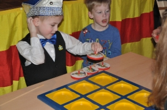 063_0502kindermiddagsmookie17.jpg