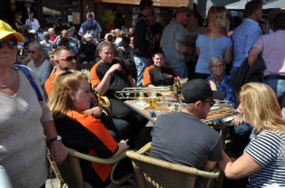 100506dweilenohvierkant17.jpg
