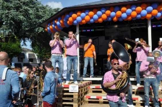 300506dweilenohvierkant17.jpg