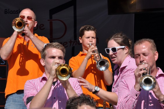 330506dweilenohvierkant17.jpg