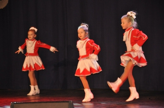 167_1501dansmariekefestival17.jpg