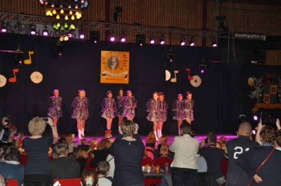 182_1501dansmariekefestival17.jpg