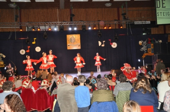 187_1501dansmariekefestival17.jpg
